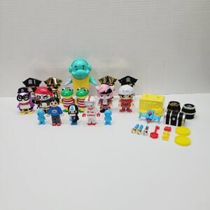 Ryans World Pirate Figures & More + Accessories Lot of 29 Pieces
